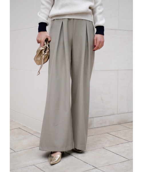 BeBeoD（べベッド）の「ウエストギャザータックイージーストレートパンツ（その他パンツ・レディース・アイボリー/ブラック/モカ/ベージュ・フリー）」の17枚目の写真