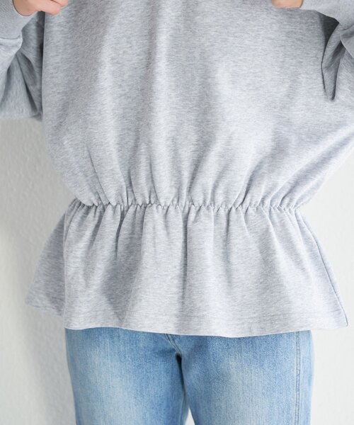 Kastane(カスタネ)の「【一部店舗限定】B Vネックペプラムスウェット(スウェット・レディース・ネイビー/グレー/アイボリー・FREE)」の12枚目の写真