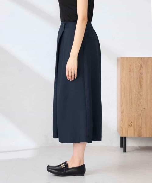 a.v.v(アーヴェヴェ)の「アシメクロップドパンツ(その他パンツ・レディース・ホワイト/ネイビー・38/36/40)」の19枚目の写真