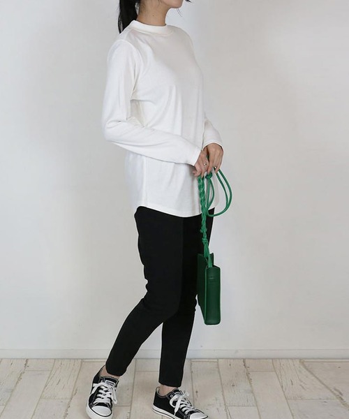 aity(アイティ)の「M-4L プチハイネック 無地ロンT 夏服(Tシャツ/カットソー・レディース・オフホワイト/ブラック/チャコール/杢グレー・L/4L/3L/LL/M)」の5枚目の写真