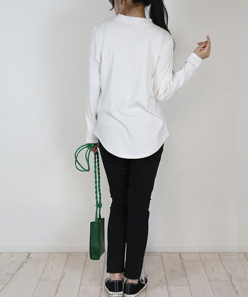 aity(アイティ)の「M-4L プチハイネック 無地ロンT 夏服(Tシャツ/カットソー・レディース・オフホワイト/ブラック/チャコール/杢グレー・L/4L/3L/LL/M)」の6枚目の写真