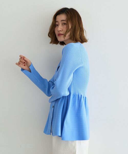 YECCA VECCA（イェッカヴェッカ）の「ペプラムカーディガン（カーディガン/ボレロ・レディース・ベージュ/ネイビー/ブルー・FREE）」の7枚目の写真