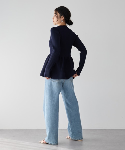 YECCA VECCA（イェッカヴェッカ）の「ペプラムカーディガン（カーディガン/ボレロ・レディース・ベージュ/ネイビー/ブルー・FREE）」の12枚目の写真