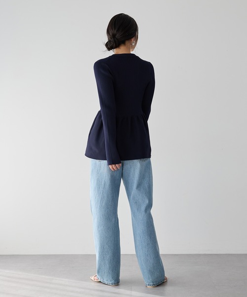 YECCA VECCA（イェッカヴェッカ）の「ペプラムカーディガン（カーディガン/ボレロ・レディース・ベージュ/ネイビー/ブルー・FREE）」の13枚目の写真