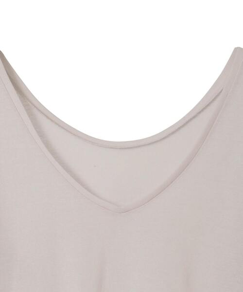 martinique(マルティニーク)の「フロンタブルハイツイストシアープルオーバー(Tシャツ/カットソー・レディース・グレイッシュベージュ/ブルー/ホワイト/ピンク・FREE)」の6枚目の写真
