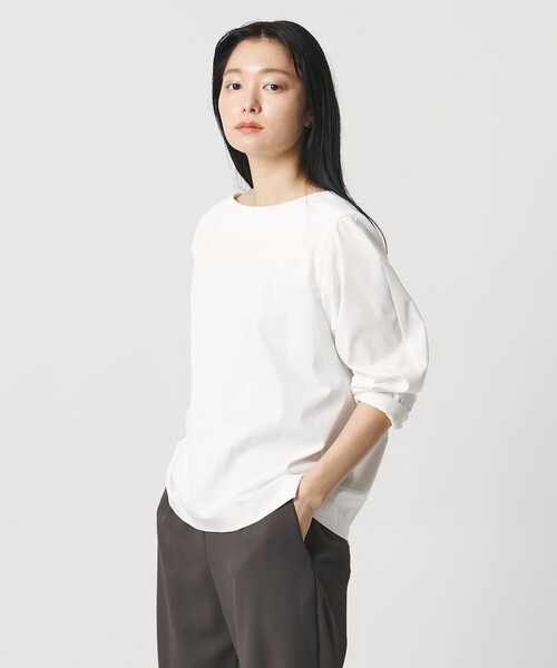 MARW UNITED ARROWS(マルゥ ユナイテッドアローズ)の「<MARW UNITED ARROWS>ボートネック ブラウス 撥水(シャツ/ブラウス・レディース・ブラック/ホワイト・FREE)」の2枚目の写真