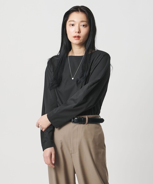 MARW UNITED ARROWS(マルゥ ユナイテッドアローズ)の「<MARW UNITED ARROWS>ボートネック ブラウス 撥水(シャツ/ブラウス・レディース・ブラック/ホワイト・FREE)」の1枚目の写真