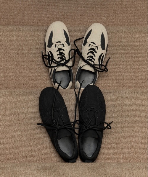 lawgy（ラウジー）の「mesh different material flat sneaker / メッシュディファレントマテリアルフラットスニーカー（スニーカー・レディース・ベージュ/ブラック・SMALL/MEDIUM/LARGE）」の3枚目の写真