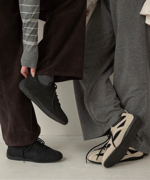 lawgy（ラウジー）の「mesh different material flat sneaker / メッシュディファレントマテリアルフラットスニーカー（スニーカー・レディース・ベージュ/ブラック・SMALL/MEDIUM/LARGE）」の16枚目の写真