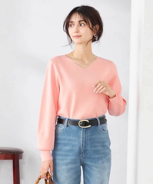 a.v.v(アーヴェヴェ)の「【WEB限定/洗える/UVカット】Vネックパフスリーブニット(ニット/セーター・レディース・ネイビー/ダークインディゴブルー/ライトピンク・40/38/42/36)」の14枚目の写真