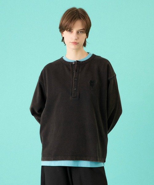 ONCILY（オンシェリー）の「HEART LOGO HENLEY NECK LAYERED SET / ハートロゴヘンリーレイヤードセット（Tシャツ/カットソー・メンズ・ネイビー/ブラック/ブラック系その他/杢グレー・SMALL/MEDIUM/LARGE）」の22枚目の写真