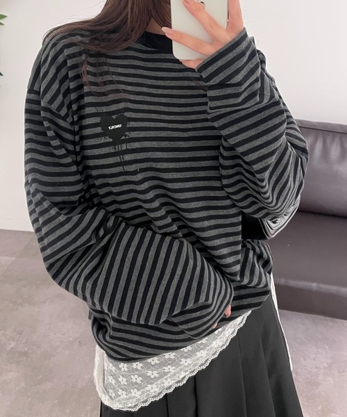 ONCILY(オンシェリー)の「HEART LOGO HENLEY NECK LAYERED SET / ハートロゴヘンリーレイヤードセット(Tシャツ/カットソー・メンズ・ネイビー/ブラック/ブラック系その他/杢グレー/ブラック系その他2/ブラウン/ブラック系その他3/ブルー系その他・SMALL/MEDIUM/LARGE)」の9枚目の写真