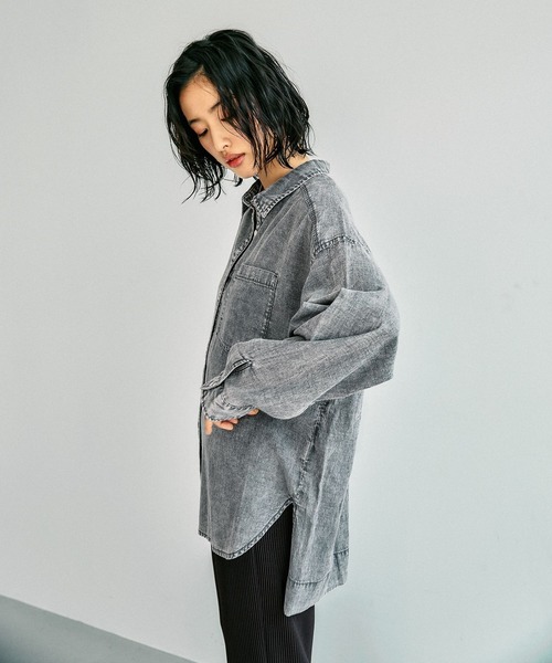 LEPSIM（レプシィム）の「AIRデニム長袖シャツ　639492（シャツ/ブラウス・レディース・グレー/ライトブルー/ブルー・FREE）」の14枚目の写真