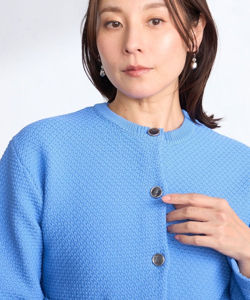 GALLORIA(ギャローリア)の「ポコポコ柄編みニットジャケット(カーディガン/ボレロ・レディース・ブルー/ライトベージュ・L/LL/M/S)」の3枚目の写真