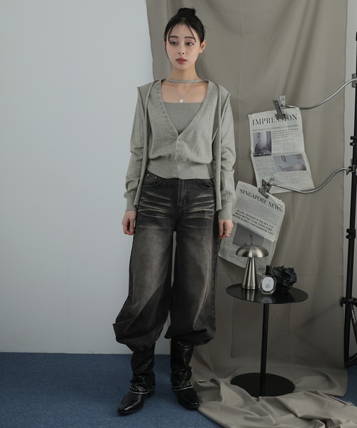 Ulysses(ユリシス)の「チョーカー付きボタンデザインカーディガン×キャミセット(カーディガン/ボレロ・レディース・ベージュ/グレー・F)」の7枚目の写真