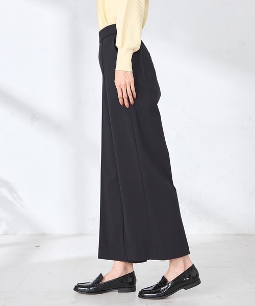 GALLORIA（ギャローリア）の「【伸縮性抜群】ピンタックワイドパンツ（その他パンツ・レディース・ブラック/チャコールグレー・L/LL/M/S）」の5枚目の写真