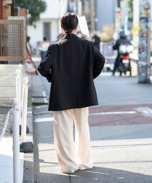 MAQWEL（マクウェル）の「《セットアップ対応》【MAQWEL/マクウェル】ウォッシャブルサテンパンツ（その他パンツ・レディース・ブラック/ダークブラウン/オフホワイト・M/S）」の12枚目の写真