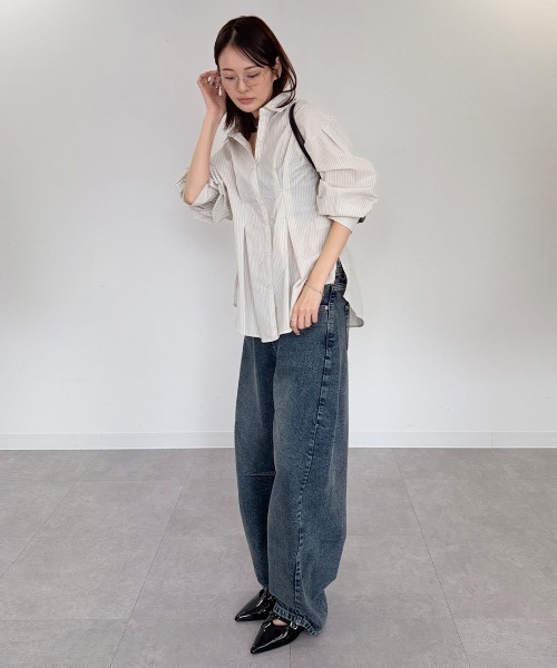 mellomela.(メロメラ)の「ウエストタックシャツ(シャツ/ブラウス・レディース・オフホワイト/ブルー系3/ベージュ系その他2/ホワイト系8/サックスブルー・FREE)」の13枚目の写真