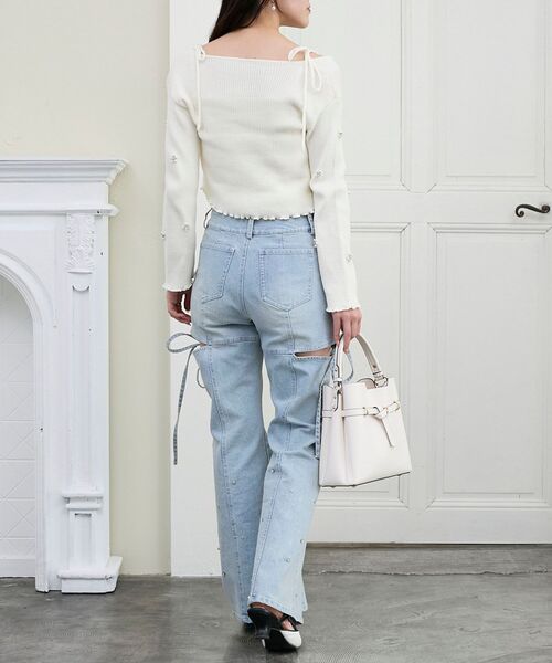 MAJESTIC LEGON（マジェスティックレゴン）の「キャミセットフラワーパールカーディガン（カーディガン/ボレロ・レディース・イエロー/グレー/ピンク/ブラック/アイボリー・MEDIUM）」の9枚目の写真