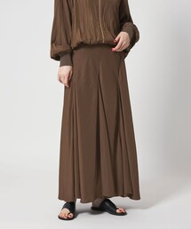 conte（コンテ）の「＜conte＞ボリューム サテンフレアスカート（スカート）」