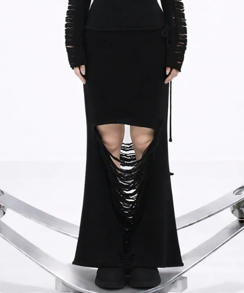 Seivson(セイヴソン)の「Seivson Fiberrism |Wool-Blend Cut-Out Knit Skirt(スカート・レディース・グリーン系その他/ブラック・MEDIUM)」の1枚目の写真