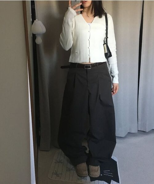 COSTUME O’CLOCK(コスチュームオクロック)の「コットンライクセミバルーンワンタックスラックス3COLORCOWPT003(スラックス・レディース・ホワイト/ブラック/ブラウン・SMALL/MEDIUM/LARGE)」の14枚目の写真