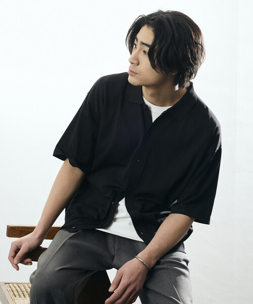 FREAK'S STORE（フリークスストア）の「限定展開 Relax Fit リラックスフィット クールタッチ ポロカラー ショートスリーブ ニットシャツ（ポロシャツ・メンズ・ブラック/チャコールグレー/ブラウン/ネイビー・LARGE/MEDIUM）」の7枚目の写真