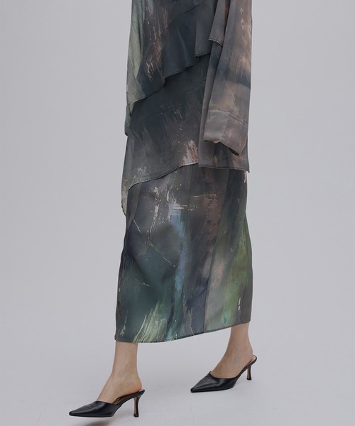 PAINTED TEXTURE ART LAYERED DRESS（ドレス）｜Ameri（アメリ）の