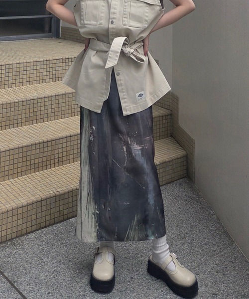 PAINTED TEXTURE ART LAYERED DRESS（ドレス）｜Ameri（アメリ）の