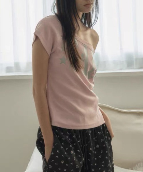 ViViDAY(ビビデー)の「フロント英字&星ロゴ カモフラ柄ショートtシャツ(Tシャツ/カットソー・レディース・カーキ/ピンク/ホワイト・M)」の14枚目の写真