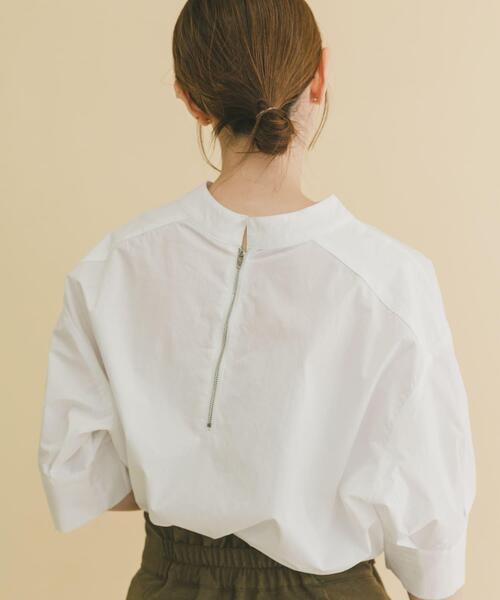 ITEMS URBANRESEARCH（アイテムズ アーバンリサーチ）の「5ブソデハイネックブラウス（シャツ/ブラウス・レディース・チャコールグレー/ホワイト/ミント・FREE）」の4枚目の写真