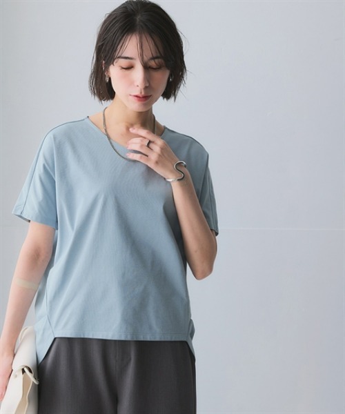 nissen（ニッセン）の「マルチドライカットソーVネックコクーンゆるシルエットプルオーバー（水陸両用・接触冷感・UVカット・吸汗速乾）＜大きいサイズ有＞（Tシャツ/カットソー・レディース・ベージュ/ライトグリーン/ピンク/ブルー/チャコールグレー/アイボリー・3L/LL/L/M/S）」の6枚目の写真