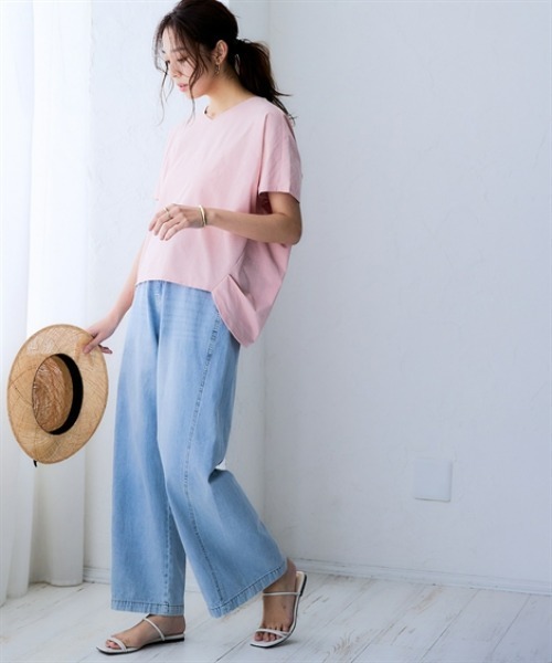 nissen（ニッセン）の「マルチドライカットソーVネックコクーンゆるシルエットプルオーバー（水陸両用・接触冷感・UVカット・吸汗速乾）＜大きいサイズ有＞（Tシャツ/カットソー・レディース・ベージュ/ライトグリーン/ピンク/ブルー/チャコールグレー/アイボリー・3L/LL/L/M/S）」の9枚目の写真