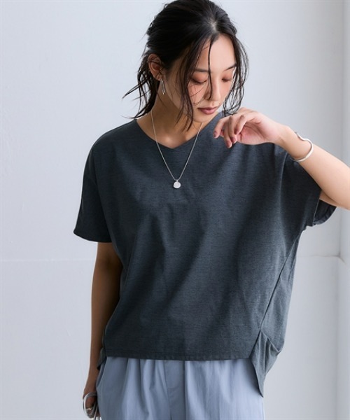 nissen（ニッセン）の「マルチドライカットソーVネックコクーンゆるシルエットプルオーバー（水陸両用・接触冷感・UVカット・吸汗速乾）＜大きいサイズ有＞（Tシャツ/カットソー・レディース・ベージュ/ライトグリーン/ピンク/ブルー/チャコールグレー/アイボリー・3L/LL/L/M/S）」の16枚目の写真