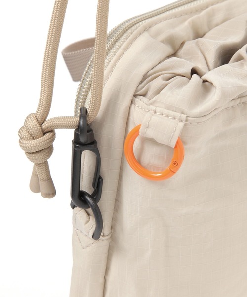 studio CLIP（スタディオクリップ）の「保冷シート付きお財布ショルダーバッグ（ショルダーバッグ・レディース・アイボリー/ブラック/ブルー・FREE）」の18枚目の写真