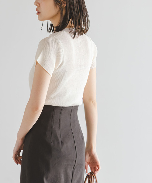 Noble(ノーブル)の「ショートスリーブコンパクトリブニット(ニット/セーター・レディース・ホワイト/ライトグリーン/グレー・FREE)」の11枚目の写真
