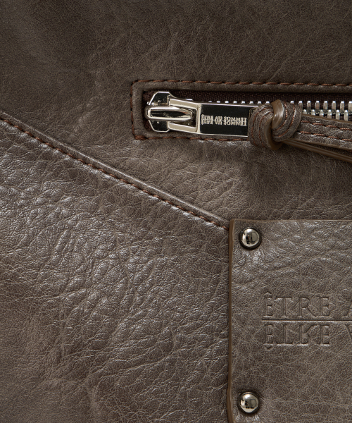 ETRE AU SOMMET（エトレオソメ）の「Strap Belt Eyelet Cross Big Bag (Brown)（ショルダーバッグ・レディース・その他・FREE）」の10枚目の写真