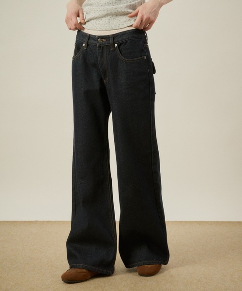 hazyl(ヘイジル)の「Low-rise wide-leg pants/ローライズワイドレッグパンツ(デニムパンツ・レディース・ベージュ/インディゴブルー・MEDIUM/SMALL)」の3枚目の写真