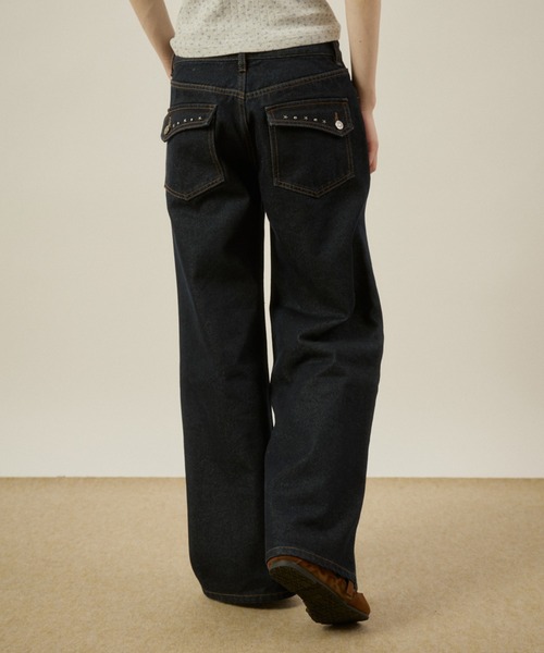 hazyl(ヘイジル)の「Low-rise wide-leg pants/ローライズワイドレッグパンツ(デニムパンツ・レディース・ベージュ/インディゴブルー・MEDIUM/SMALL)」の4枚目の写真