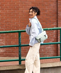 Bellroy（ベルロイ）の「Bellroy-メッセンジャーバッグ Cinch Mini Messenger Bag（メッセンジャーバッグ）」