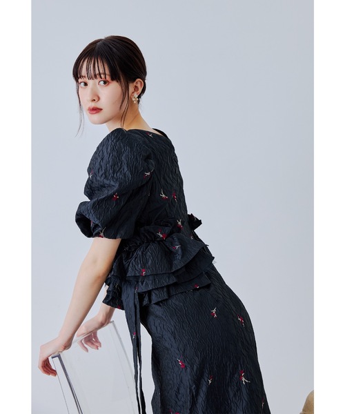 niana(ニアナ)の「ブロッサムフリルドレス 結婚式 二次会 成人式 同窓会 パーティードレス オケージョンドレス お呼ばれワンピース(ドレス・レディース・ブラック/ベージュ/ネイビー/ライトブルー/ブラウン・S/M/L)」の14枚目の写真