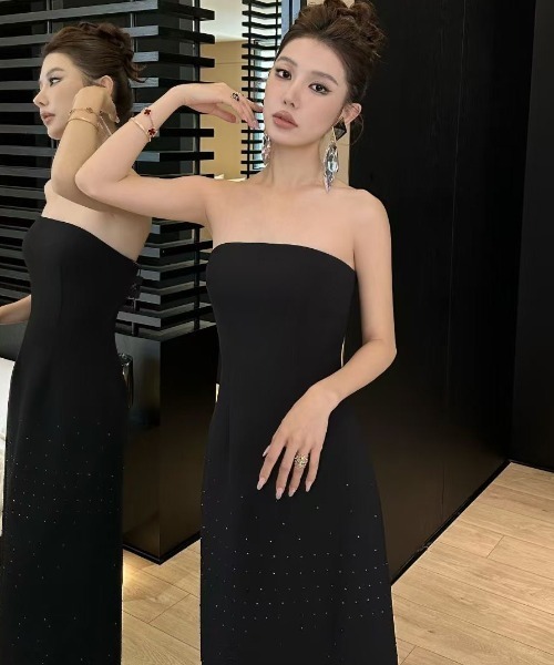 Lana821(ラナハニー)の「オープンショルダー ミディ丈ワンピース(ドレス・レディース・ブラック・M)」の12枚目の写真