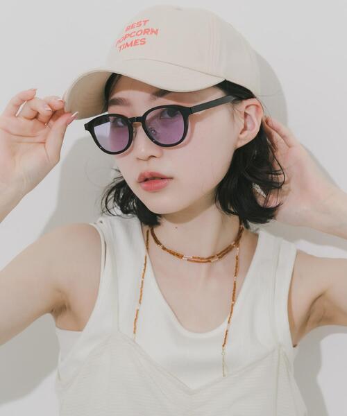 SMELLY(スメリー)の「ボスリントンサングラス(サングラス・レディース・イエロー系その他/パープル系その他/クリア/ブラック系その他・-)」の8枚目の写真
