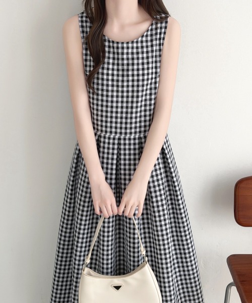 ABITOKYO(アビトーキョー)の「サイドボタンギンガムチェックワンピース(ワンピース・レディース・カーキ/ブラック・M/L)」の9枚目の写真