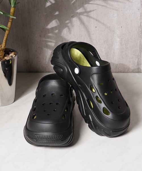 1111clothing（ワンフォークロージング）の「2way ボリュームアップ クロッグサンダル / 2-Way Volume-Up Clog Sandals（サンダル・メンズ・ブラック・S/M/L）」の3枚目の写真