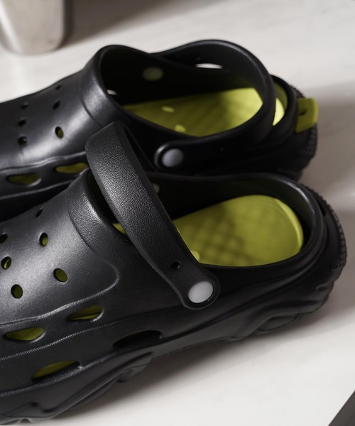 1111clothing（ワンフォークロージング）の「2way ボリュームアップ クロッグサンダル / 2-Way Volume-Up Clog Sandals（サンダル・メンズ・ブラック・S/M/L）」の8枚目の写真