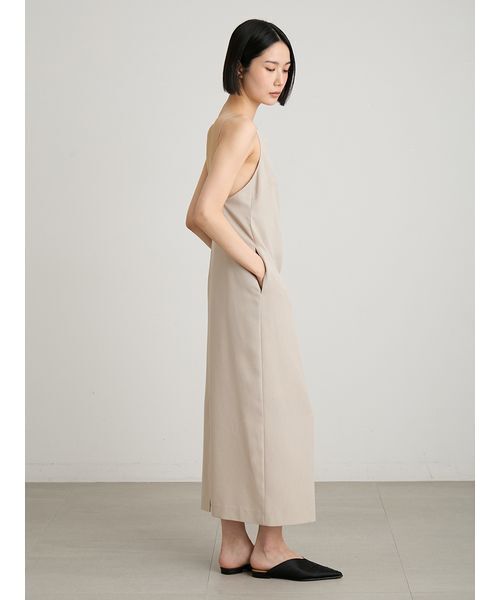 MIESROHE（ミースロエ）の「【LUMISHADE】フロントタックキャミワンピース（ワンピース・レディース・ライトベージュ/ブラウン・1/0）」の14枚目の写真