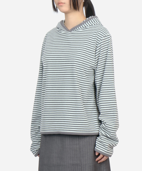 SUNNECT(ソネクト)の「Stripe Taped Hoodie - Grey(パーカー・レディース・その他・FREE)」の3枚目の写真