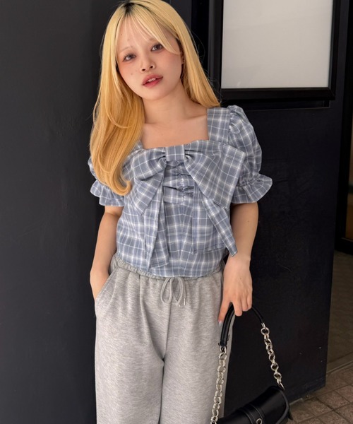 Another Branch olive des olive(アナザーブランチオリーブデオリーブ)の「BIGリボンブラウス(シャツ/ブラウス・レディース・その他11/サックスブルー/ドット/ネイビー・FREE)」の3枚目の写真