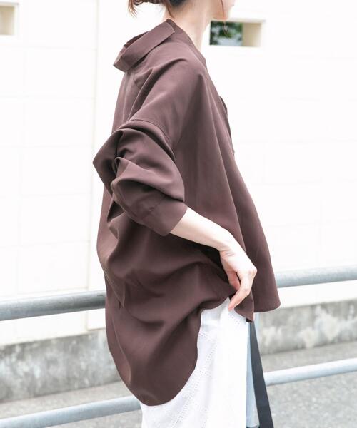 ITEMS URBANRESEARCH(アイテムズ アーバンリサーチ)の「REFINED LINEN 2WAYシャツ(シャツ/ブラウス・レディース・ブラウン/ブルー/オフホワイト・FREE)」の11枚目の写真